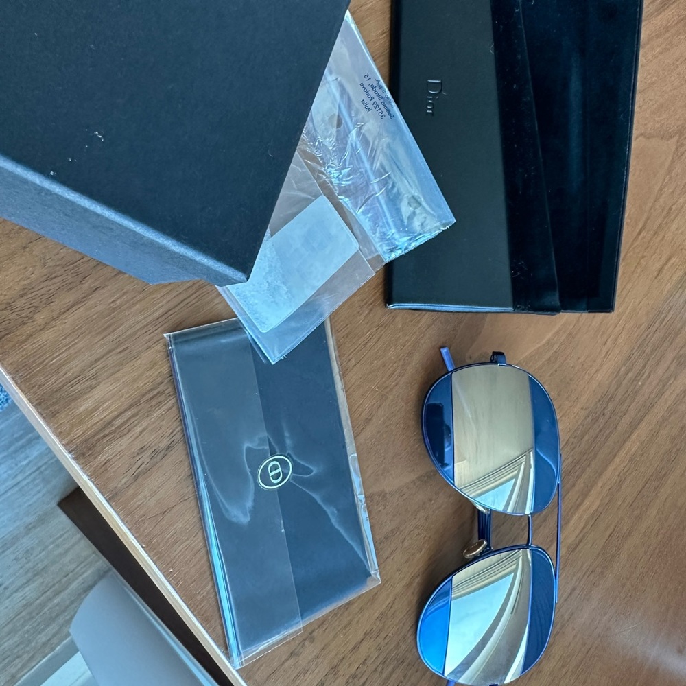 Like new Dior Split sunglasses with authenticity card, case & box